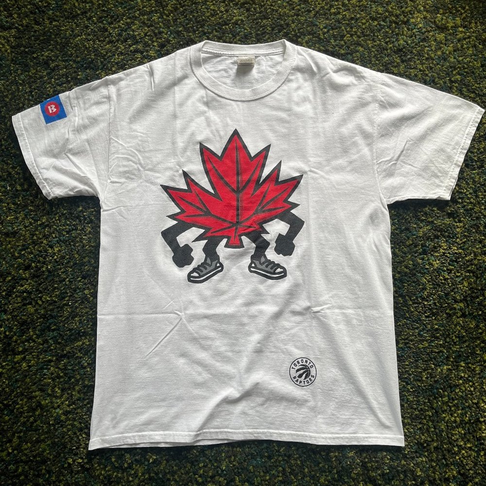 Jerzees Toronto Raptors Maple Leaf Playoff T (L)